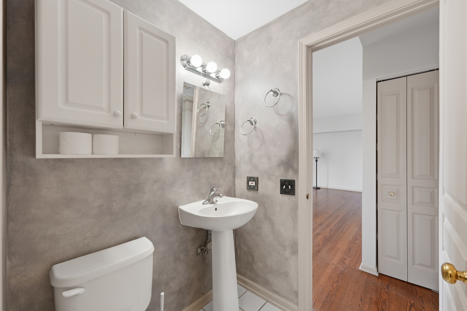 402 Arboretum Drive 78 Property Photo 18