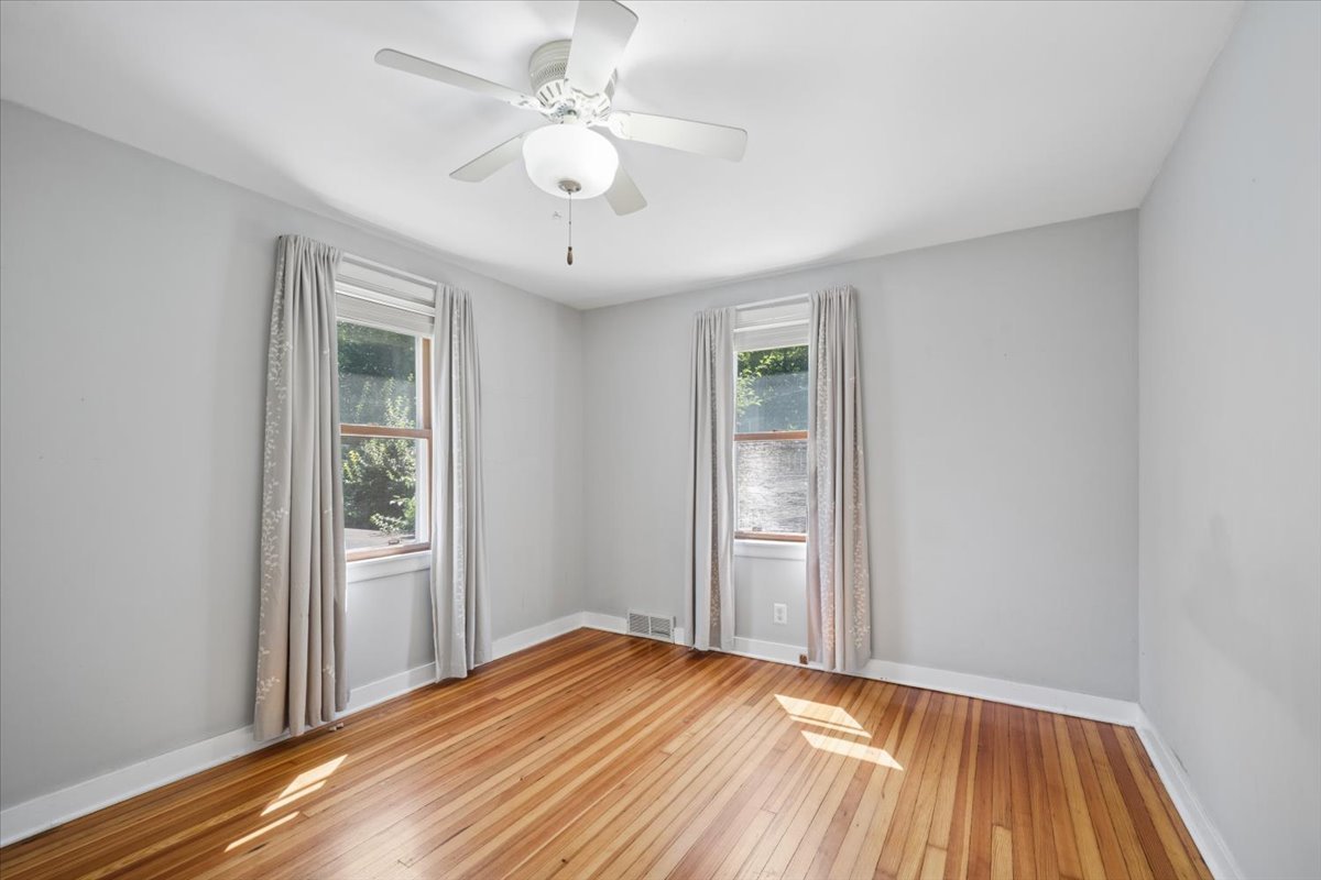 25 Mosedale Street Property Photo 10