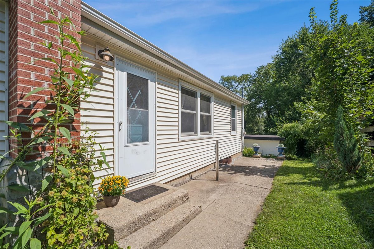 25 Mosedale Street Property Photo 17