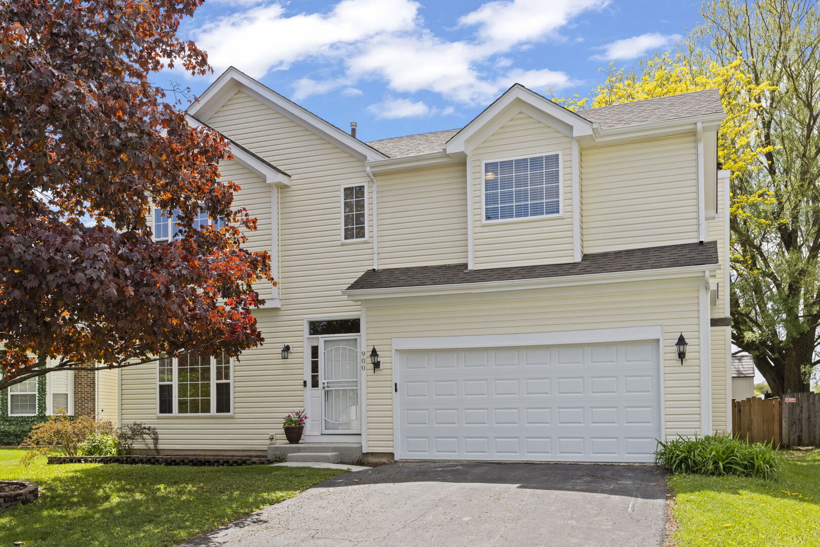900 Chelsea Court Property Photo 1