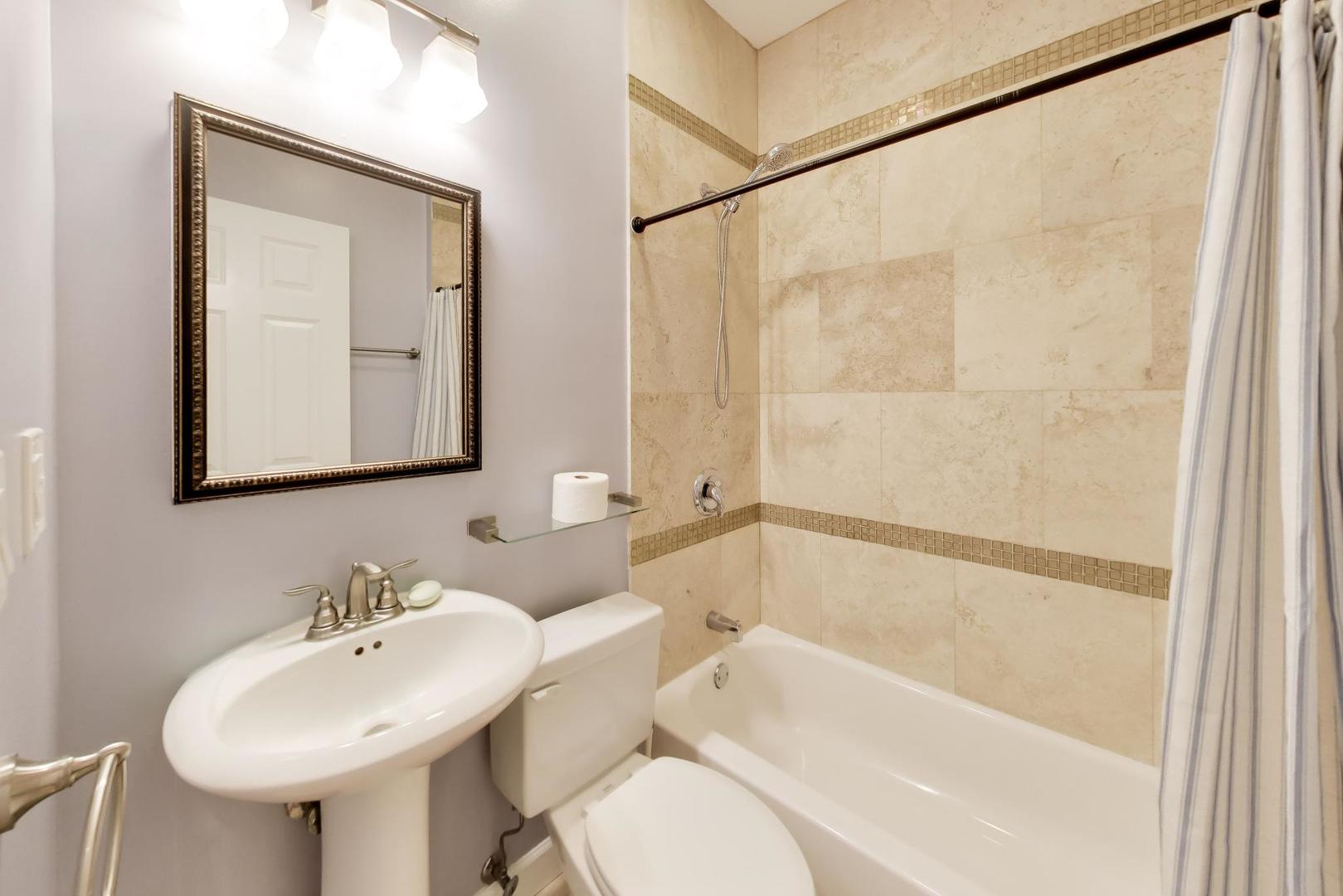 4253 N Mozart Street 3n Property Photo 12
