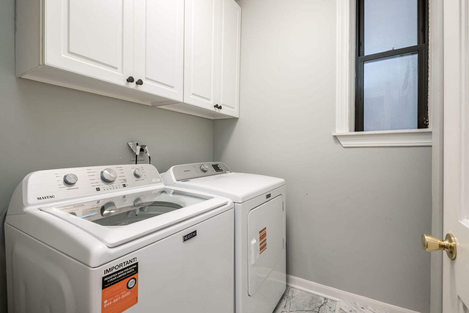 734 W Briar Place 1 Property Photo 14