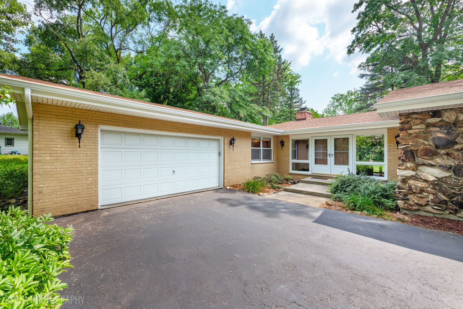 36461 N Us Highway 45 Property Photo 3