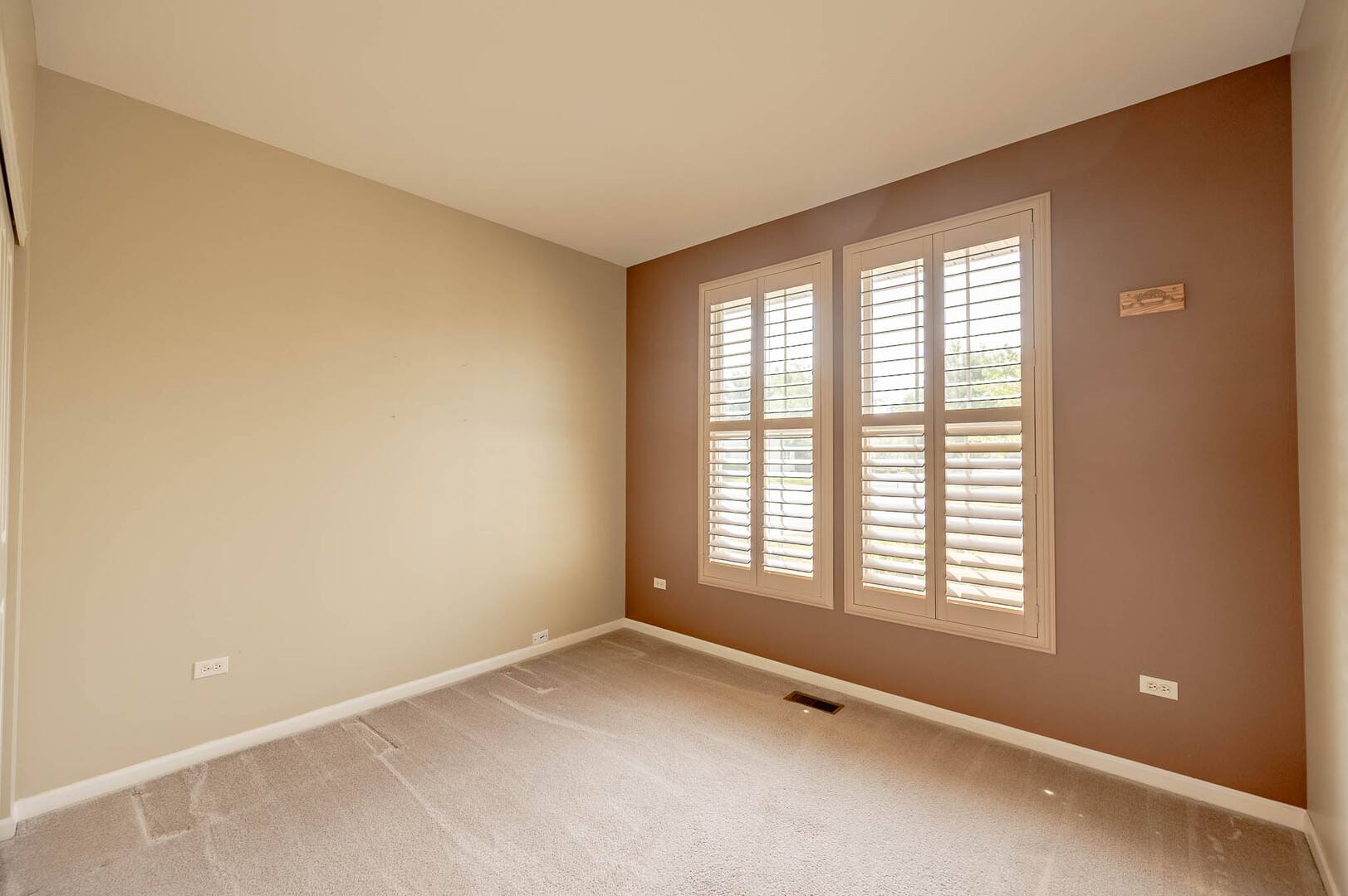 13114 Illinois Drive Property Photo 10