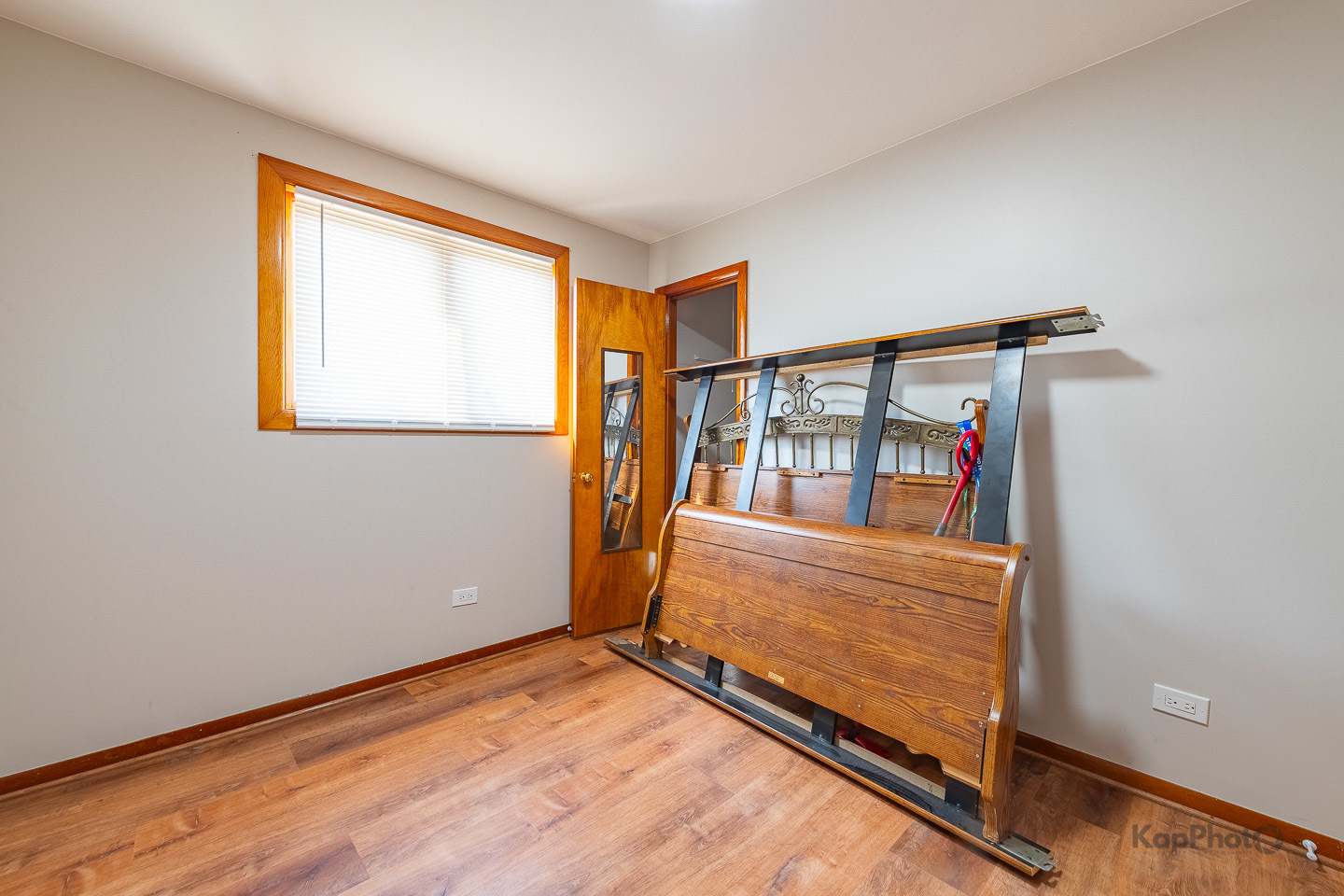 7966 S Kolin Avenue Property Photo 14