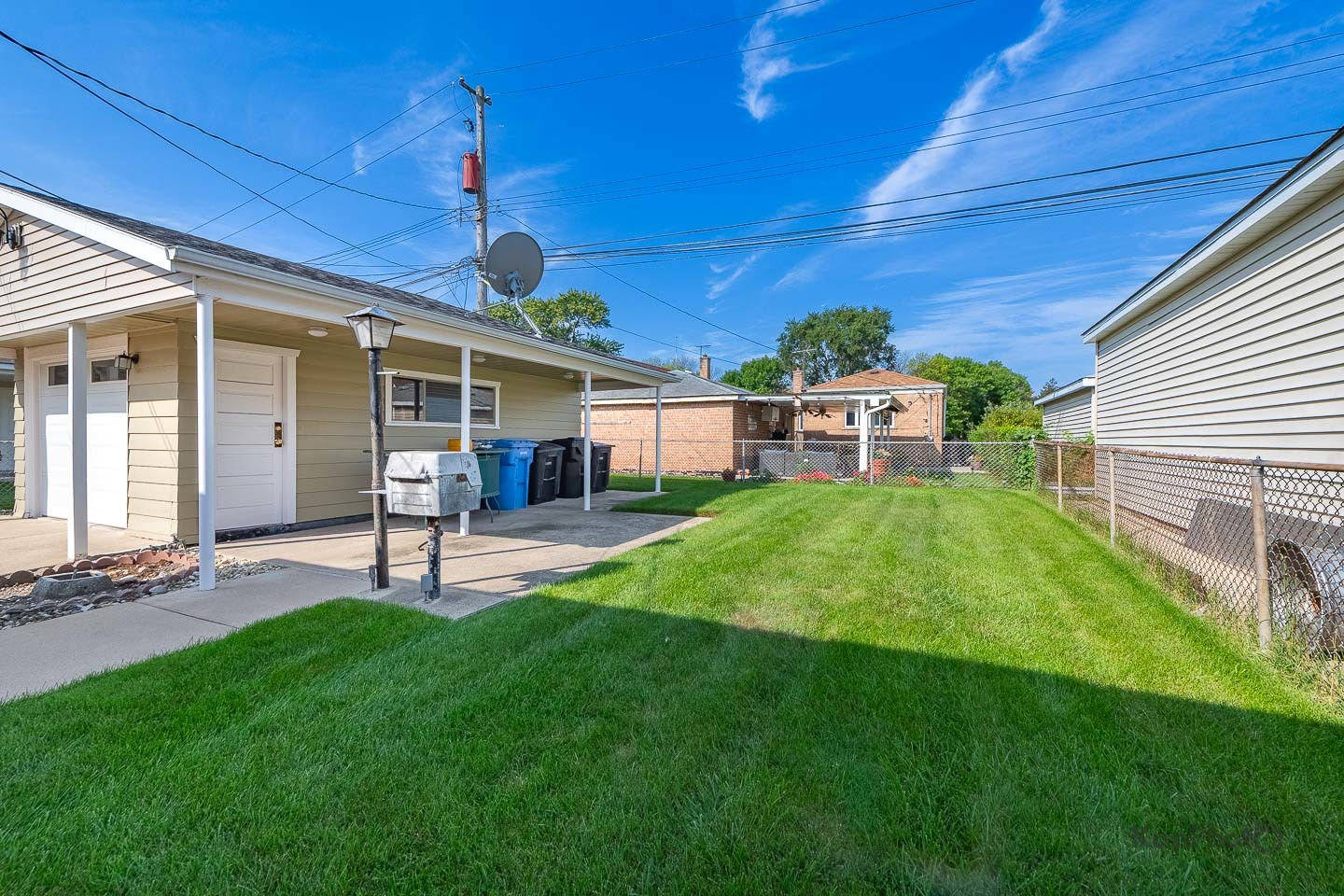 7966 S Kolin Avenue Property Photo 25