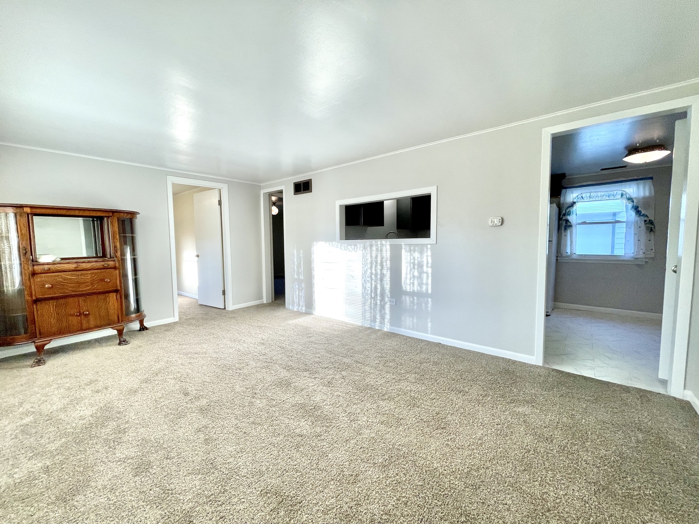 296 N Levasseur Avenue Property Photo 4