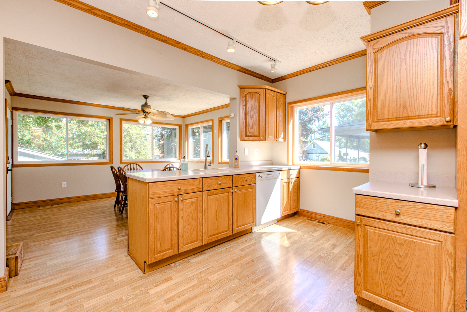 12745330 Property Photo 11
