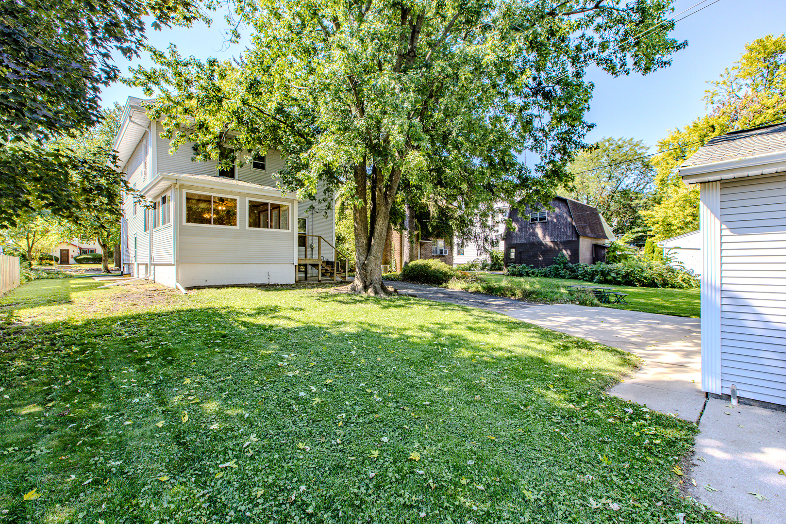 12745330 Property Photo 27