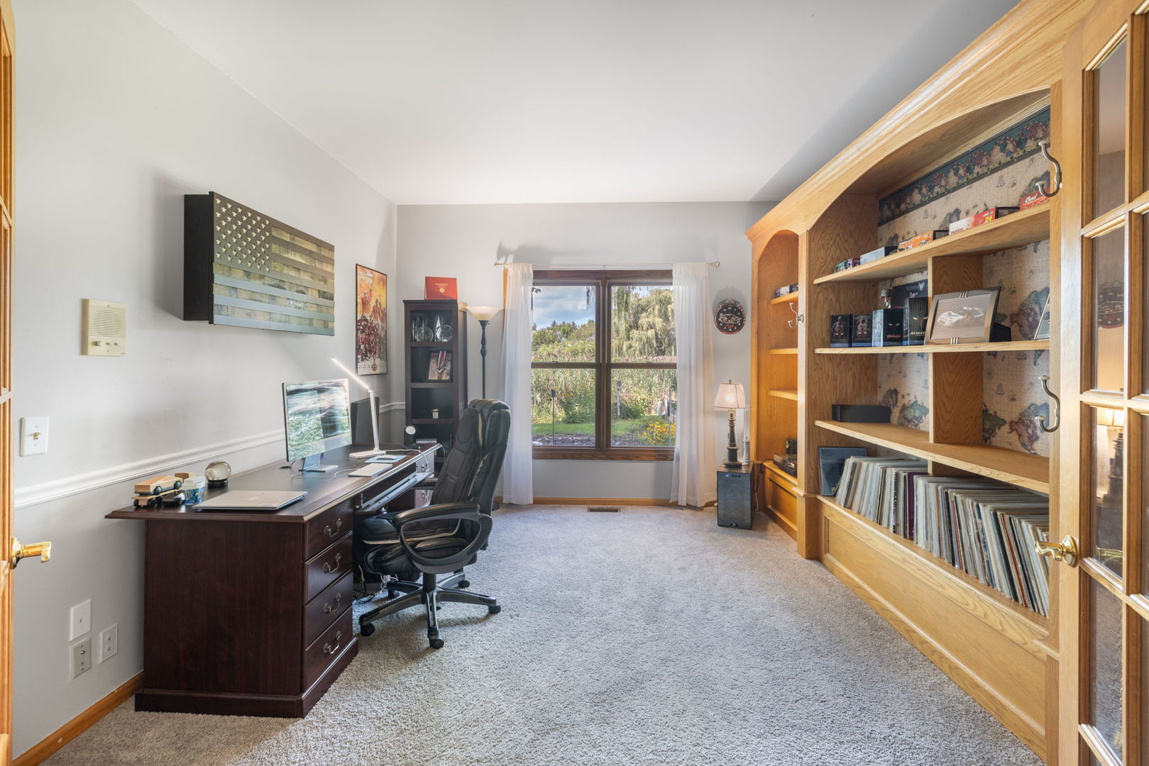 2020 Carlisle Street Property Photo 5