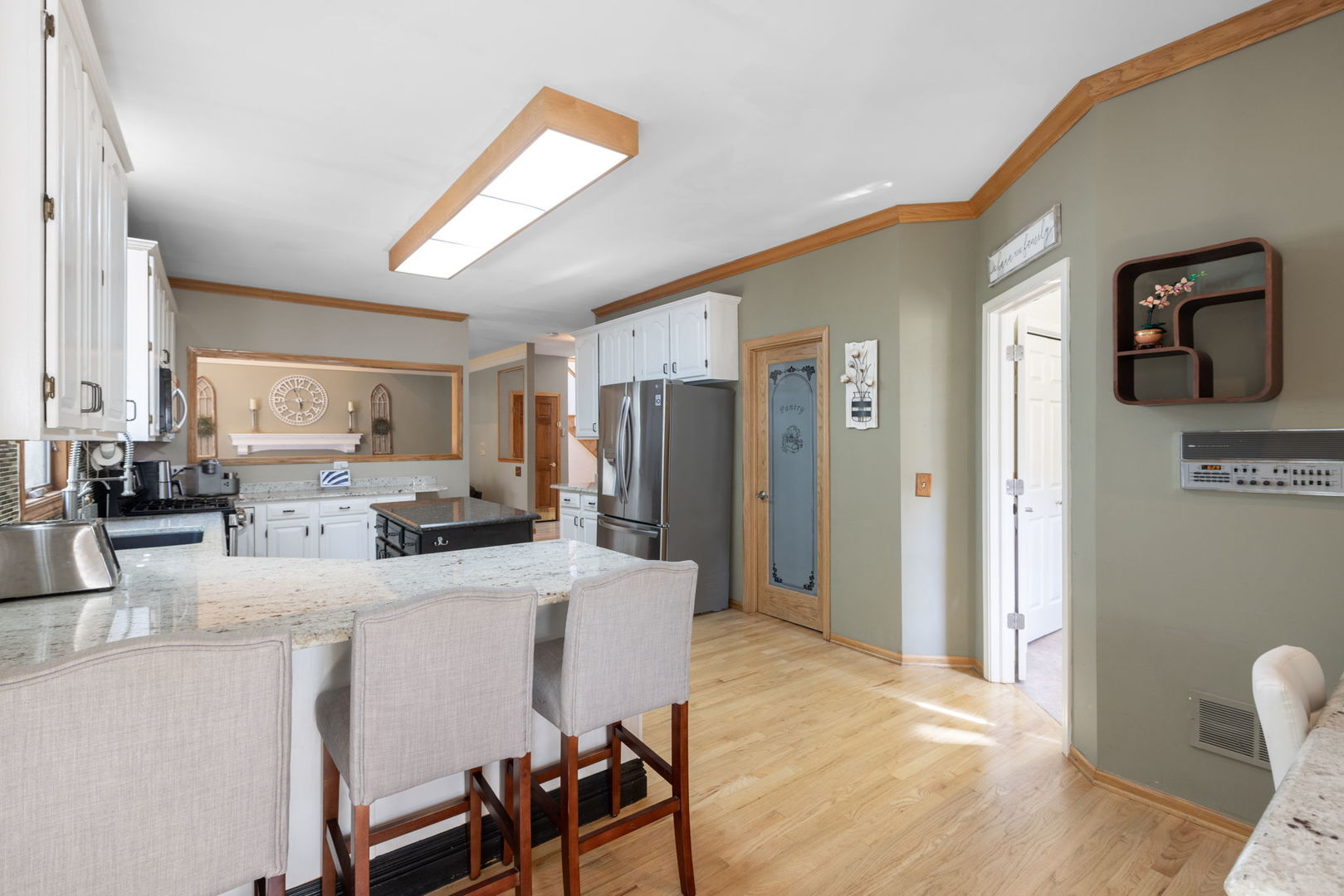 2020 Carlisle Street Property Photo 11