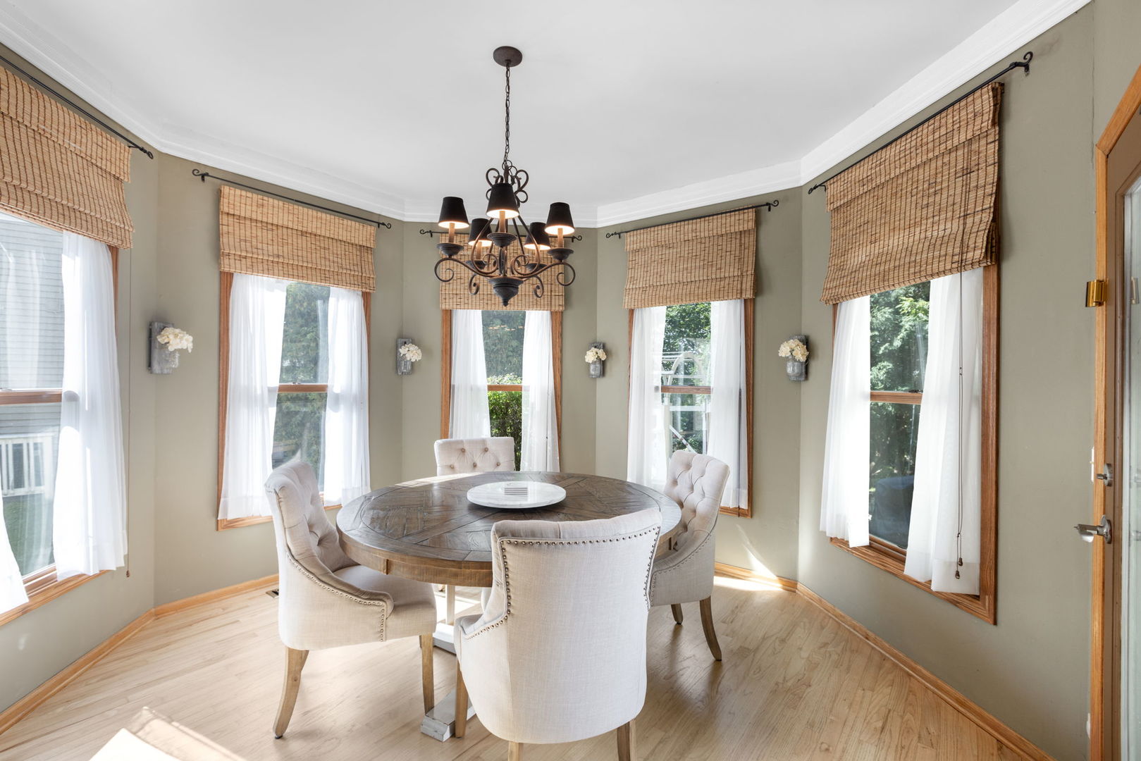 2020 Carlisle Street Property Photo 12