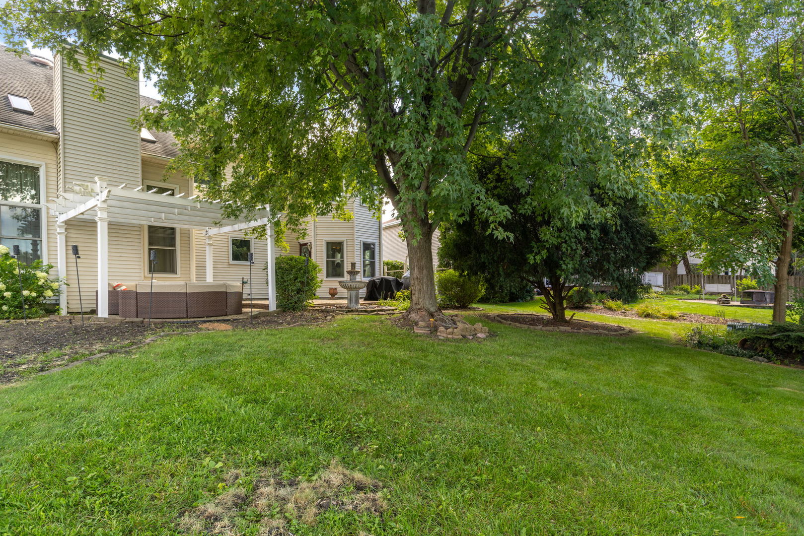 2020 Carlisle Street Property Photo 31