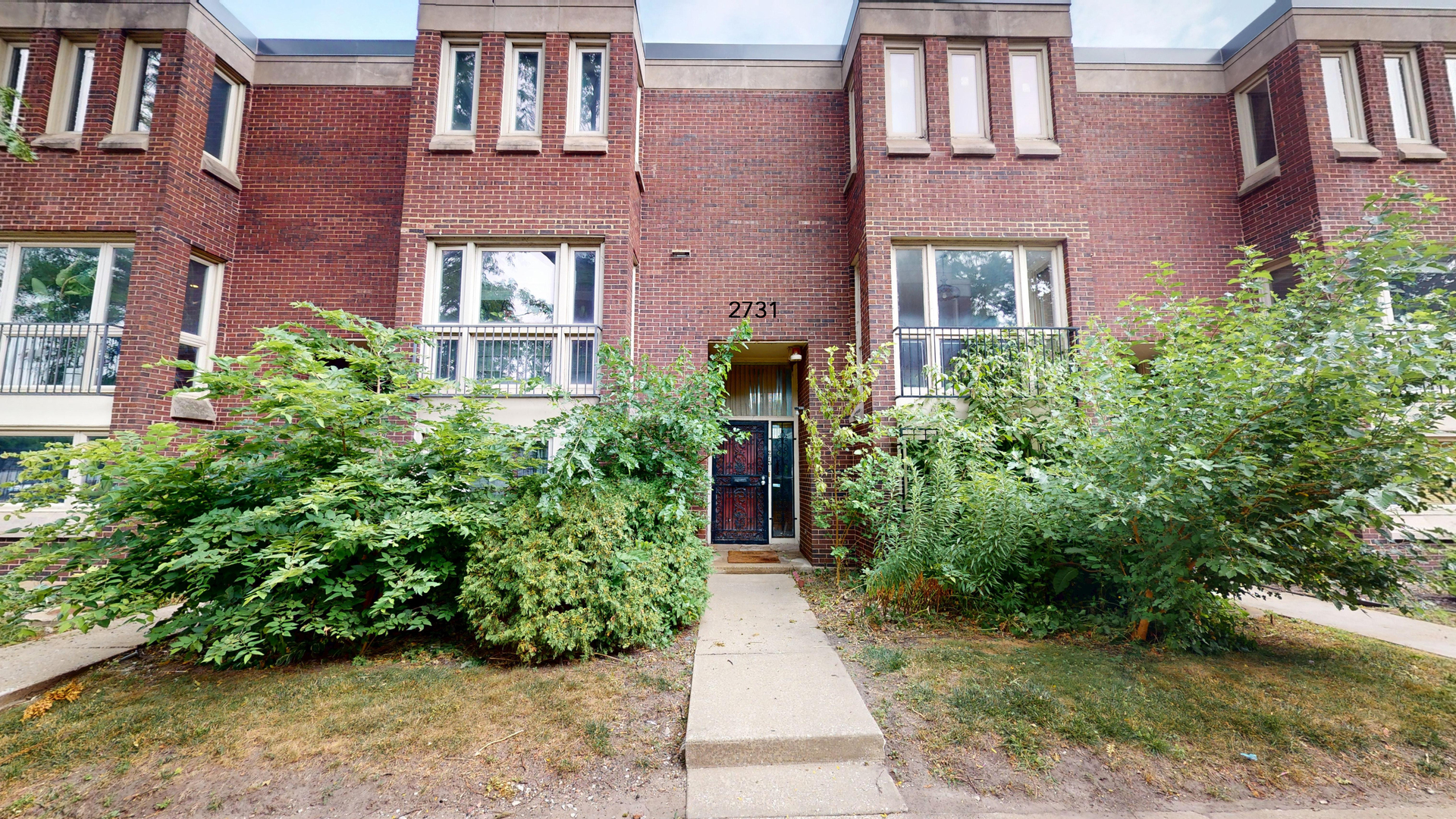 2731 S Michigan Avenue Property Photo 1