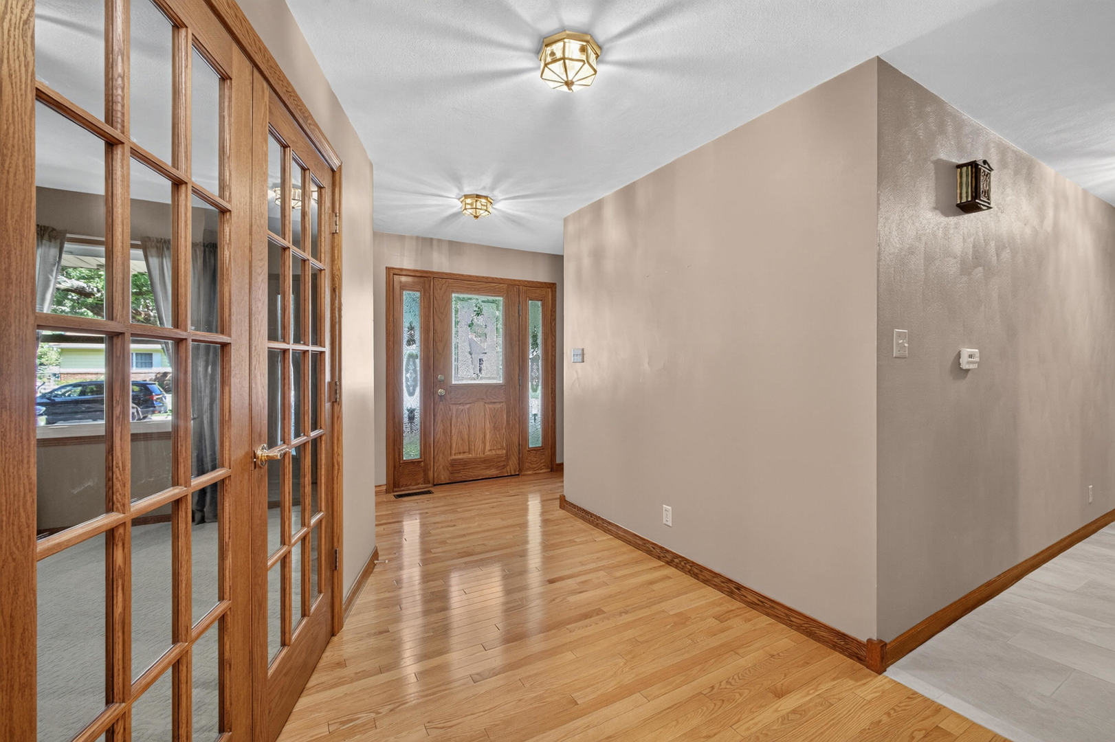 714 Cardinal Court Property Photo 4