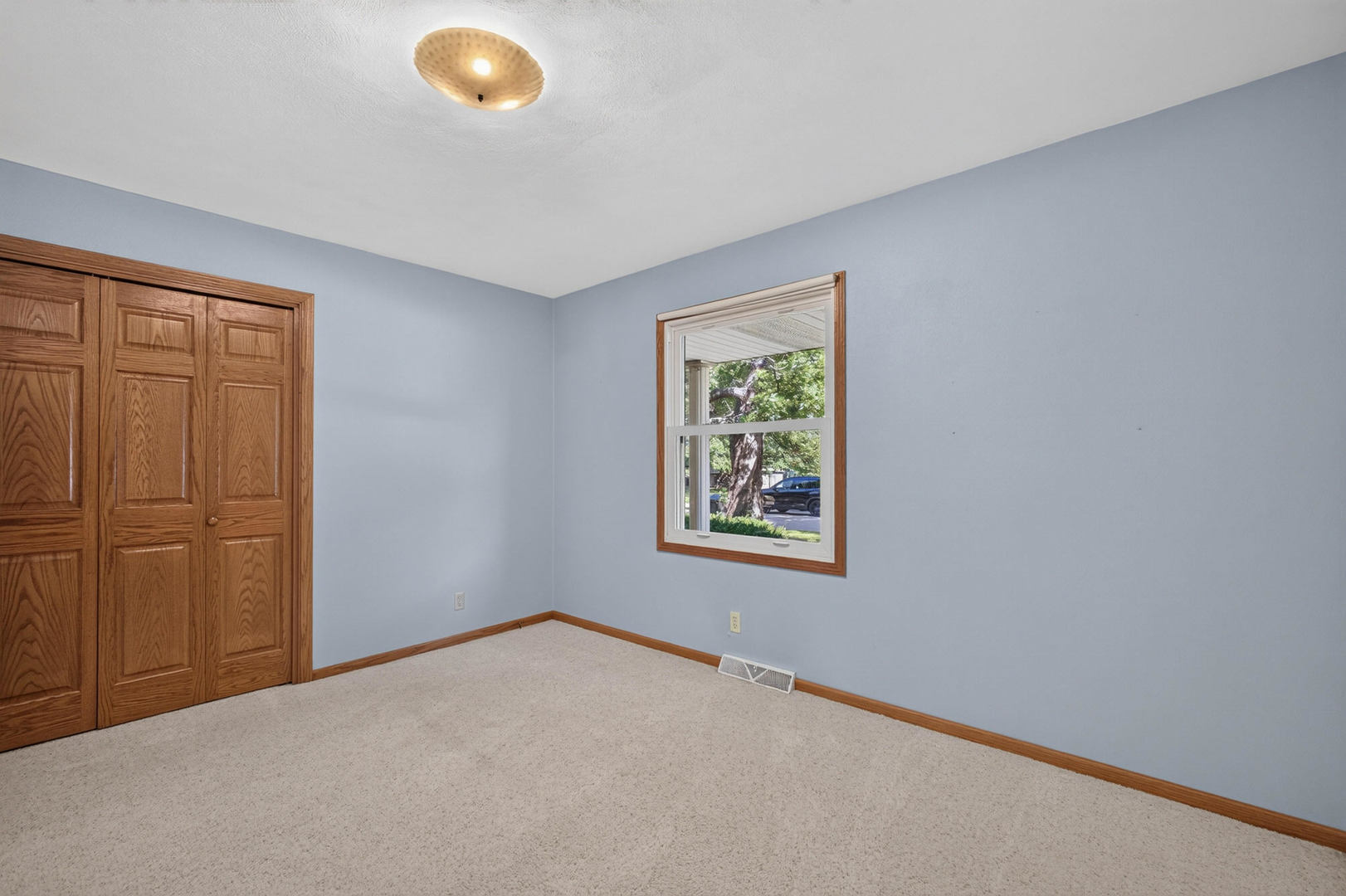 714 Cardinal Court Property Photo 11