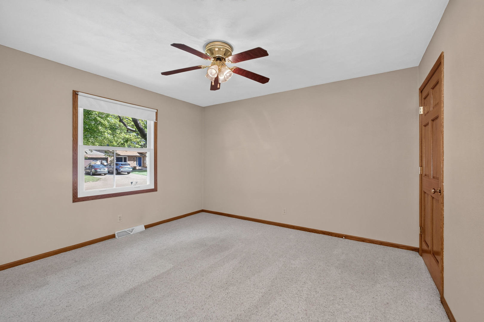 714 Cardinal Court Property Photo 13