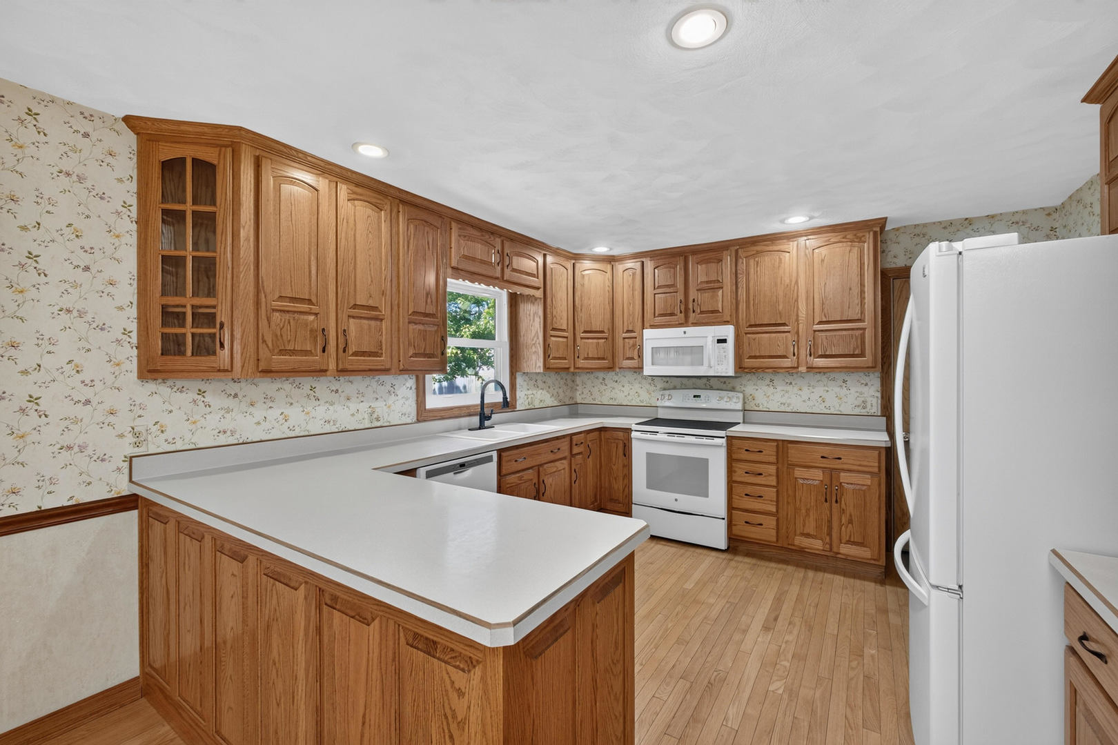 714 Cardinal Court Property Photo 19