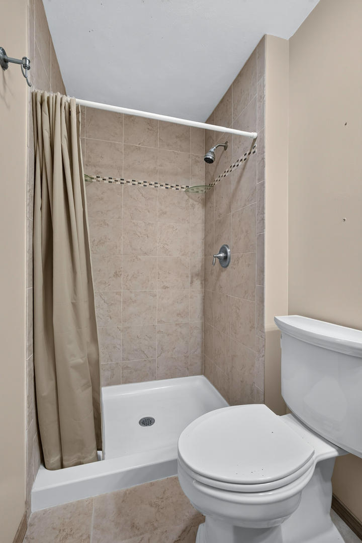 714 Cardinal Court Property Photo 32