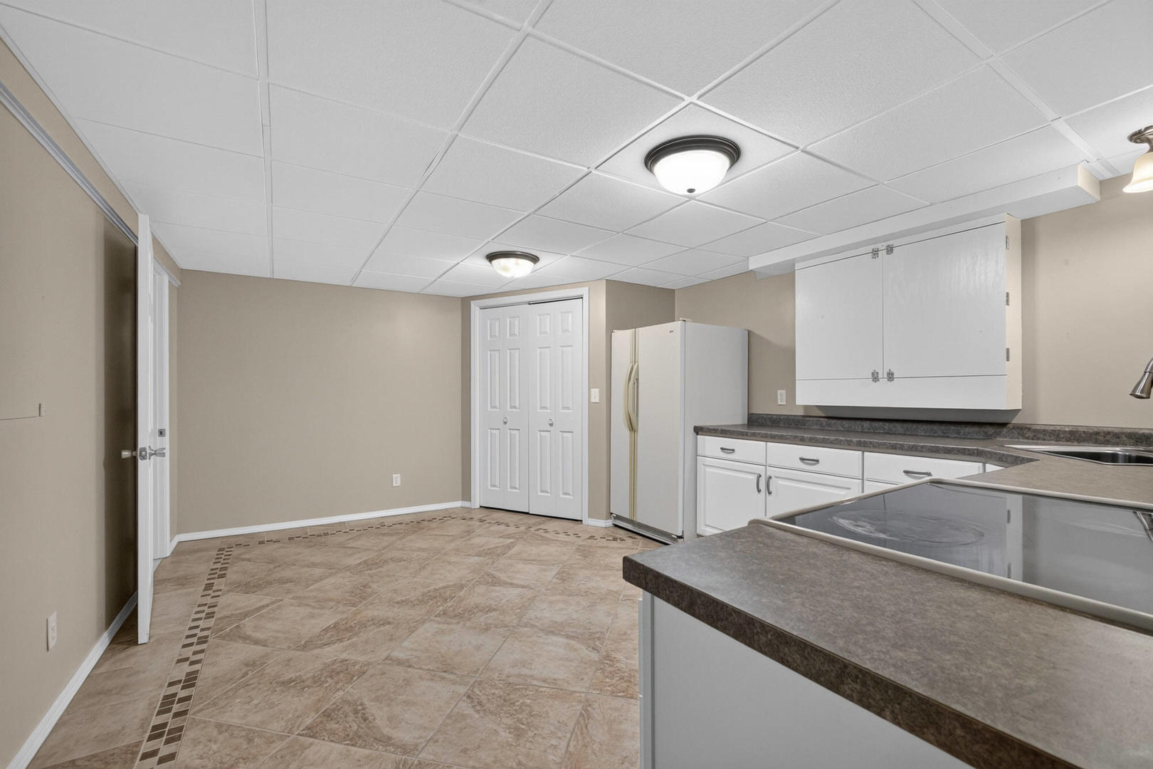 714 Cardinal Court Property Photo 40