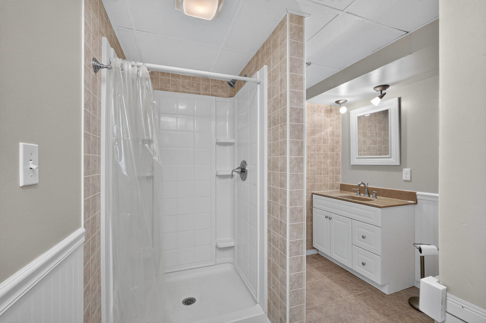 714 Cardinal Court Property Photo 41