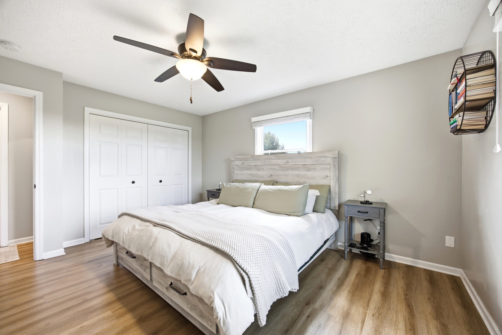 6058 Lora Lane Property Photo 11