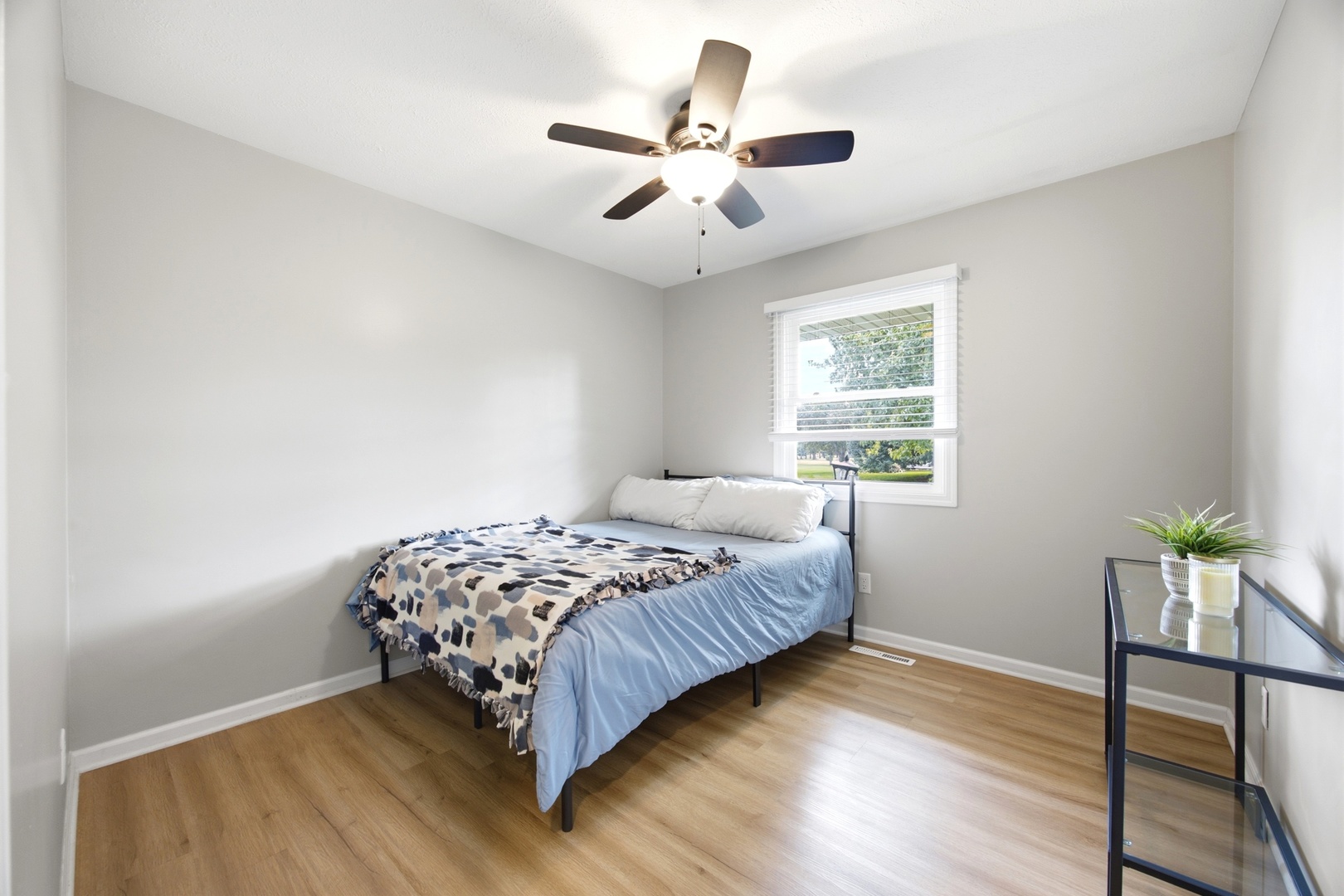 6058 Lora Lane Property Photo 14