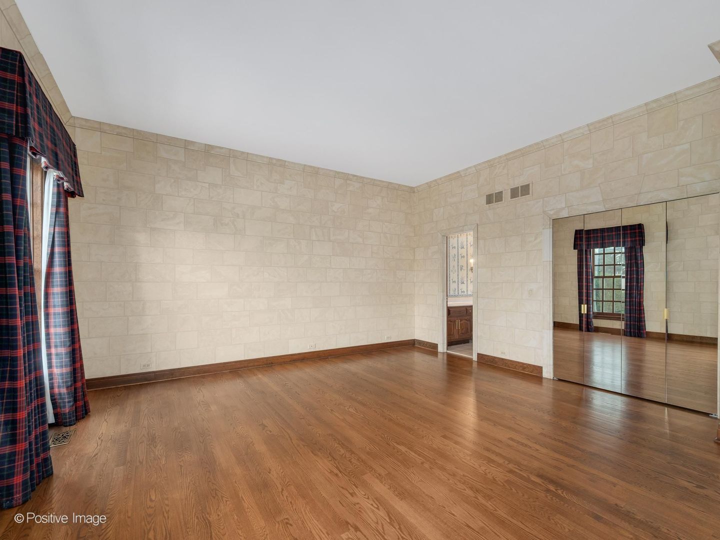 25w471 Plamondon Road Property Photo 34