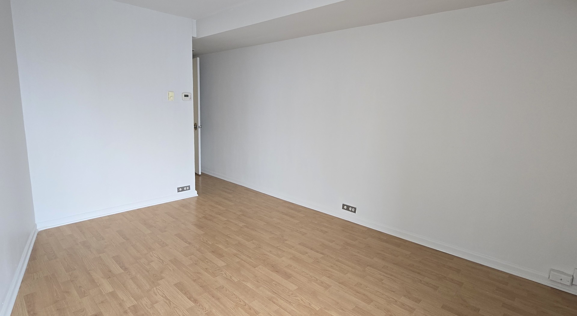 300 N State Street 5009 Property Photo 11