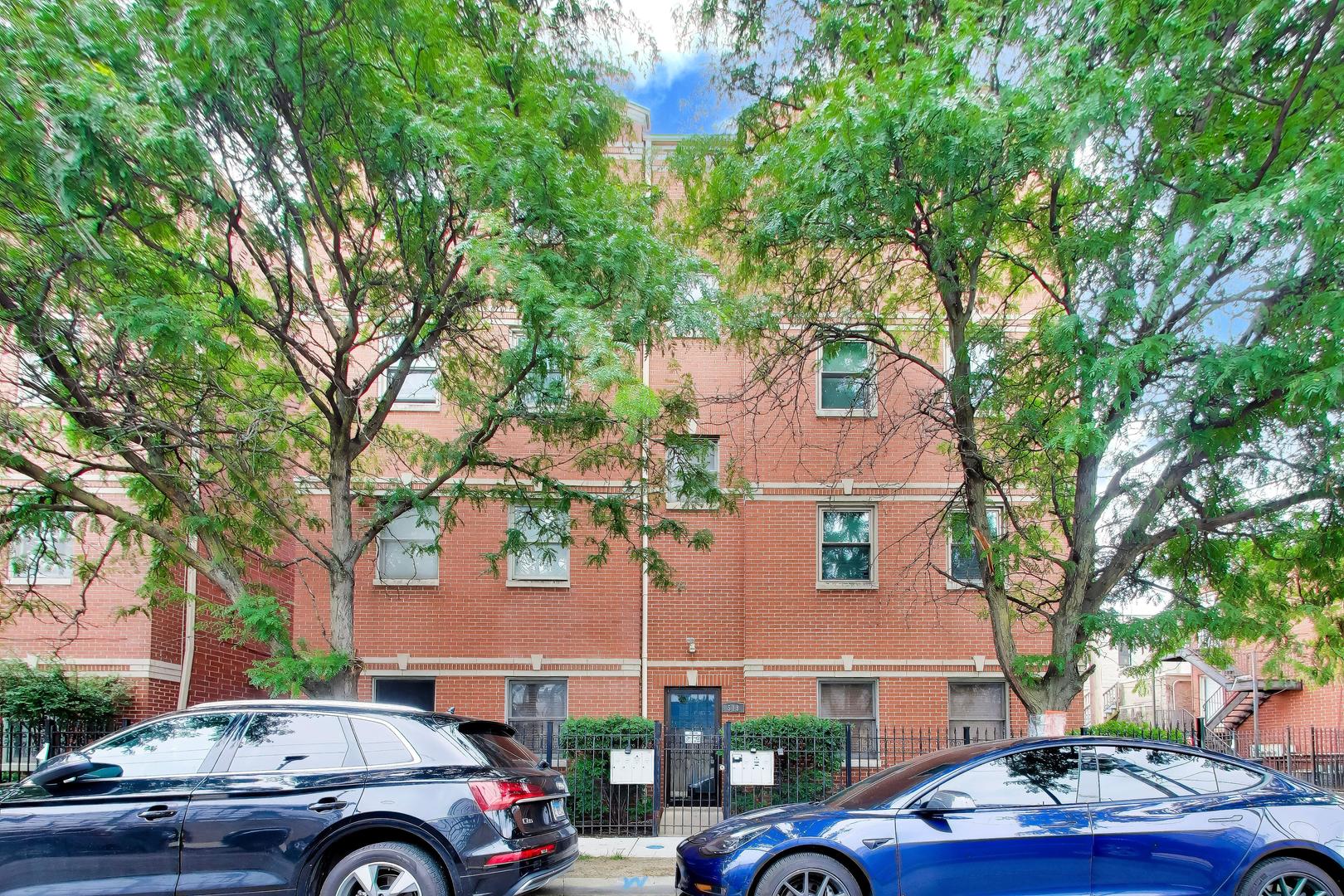 519 S Maplewood Avenue 4N