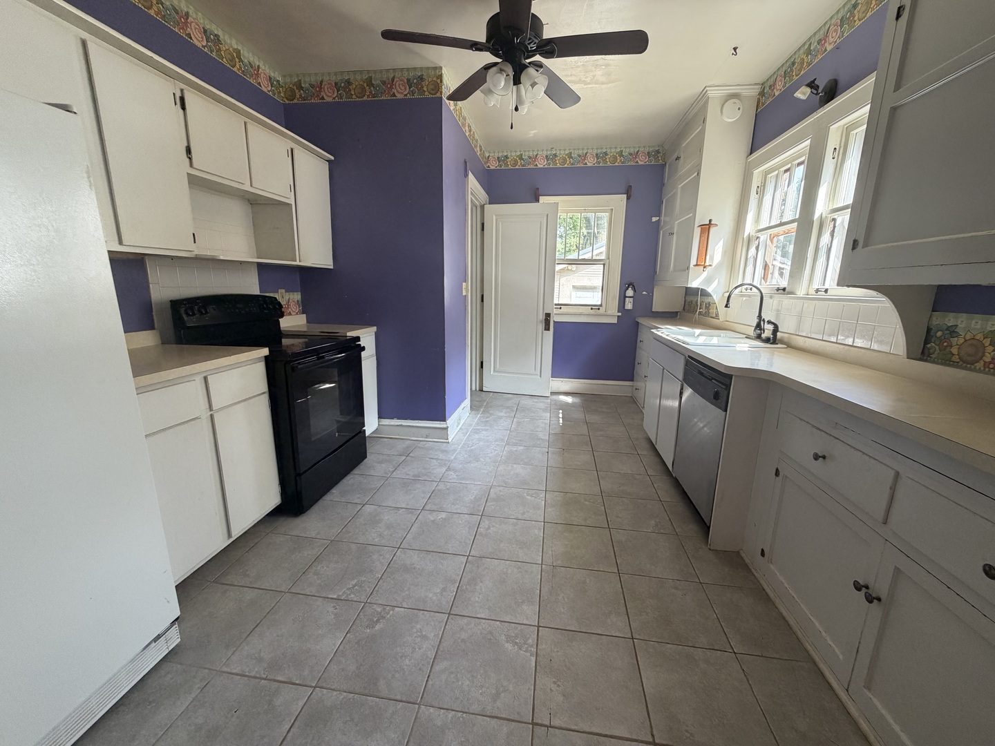 1106 E Olive Street Property Photo 12
