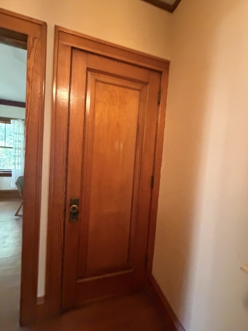 1106 E Olive Street Property Photo 16