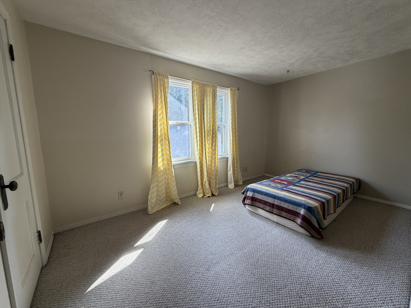 1106 E Olive Street Property Photo 19