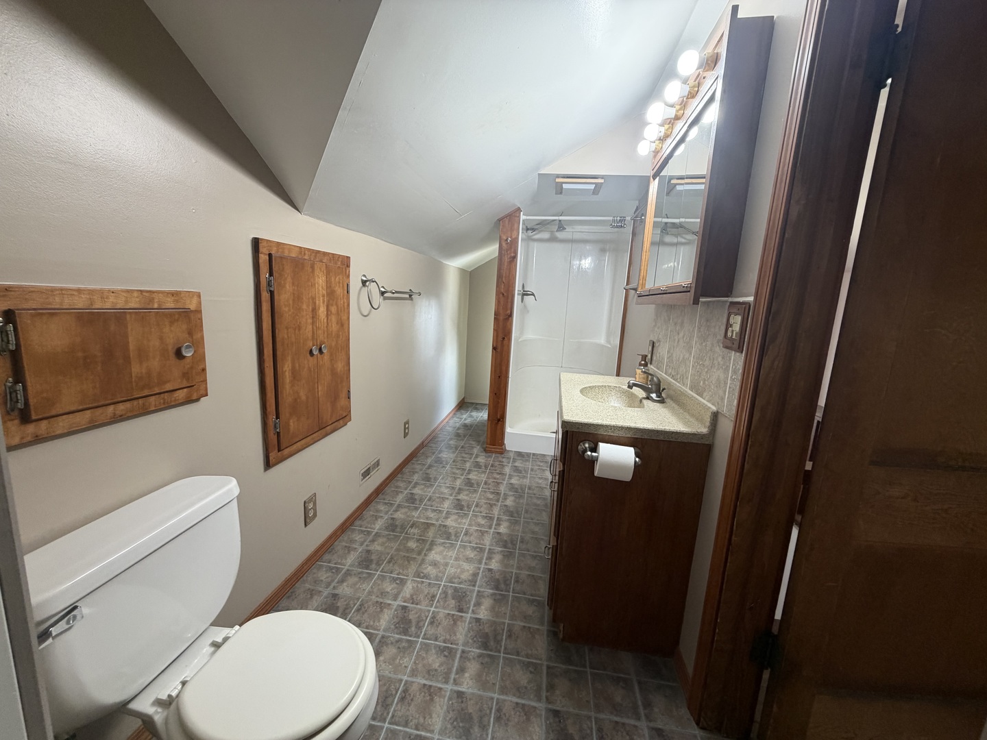 1106 E Olive Street Property Photo 22