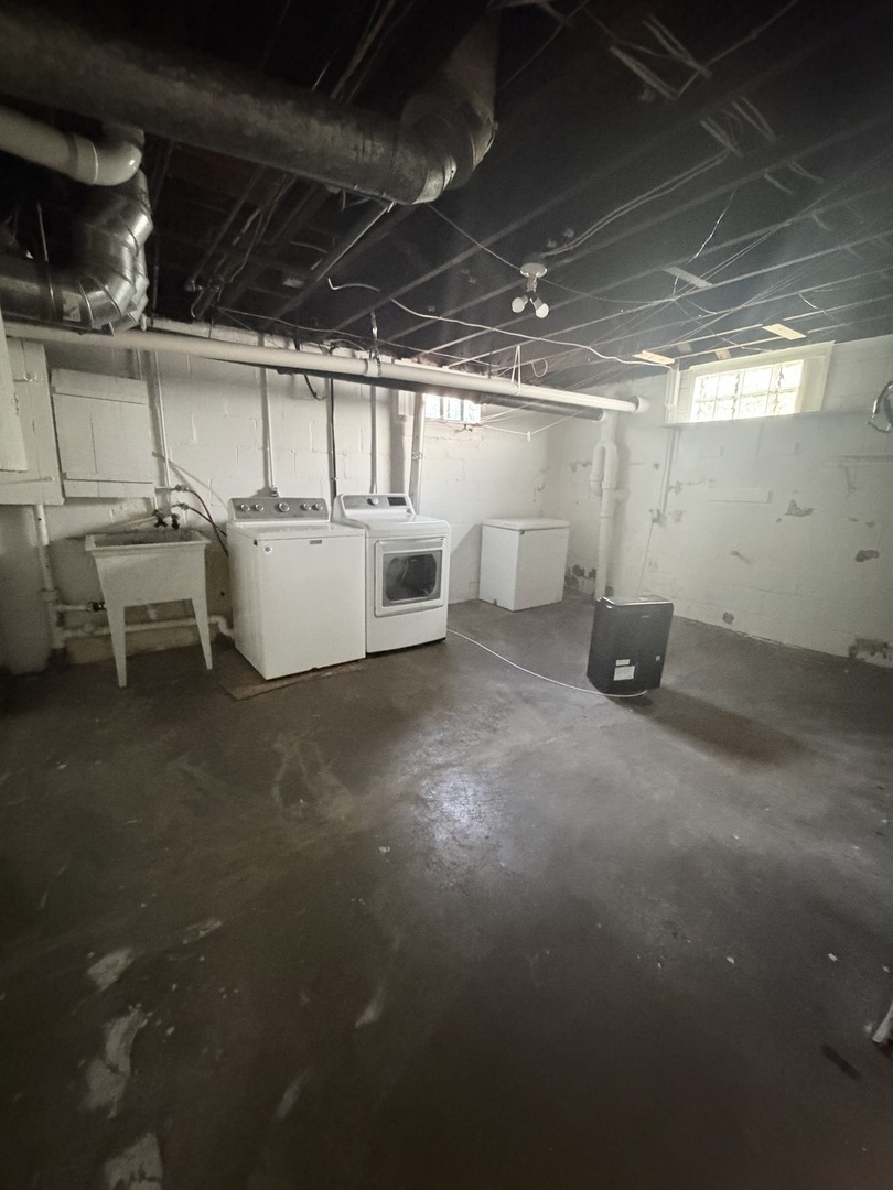 1106 E Olive Street Property Photo 27