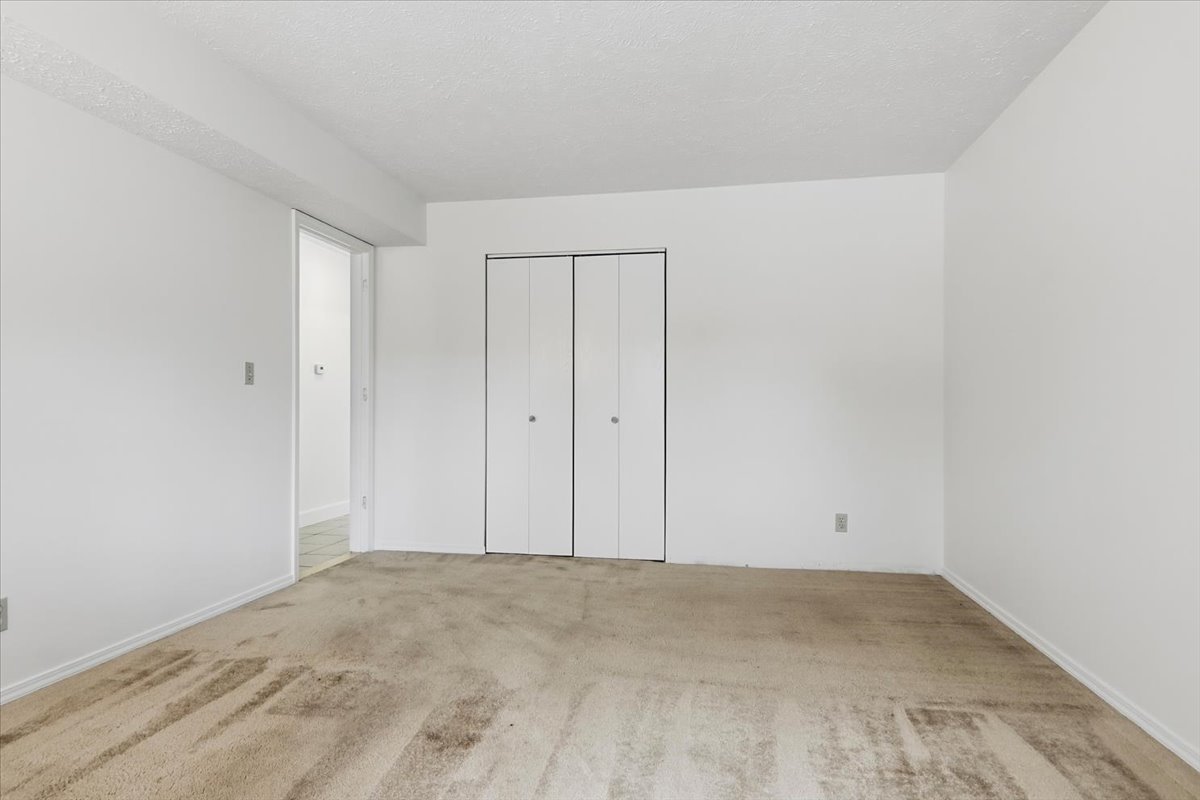 1920 Tracy Drive 9 Property Photo 12