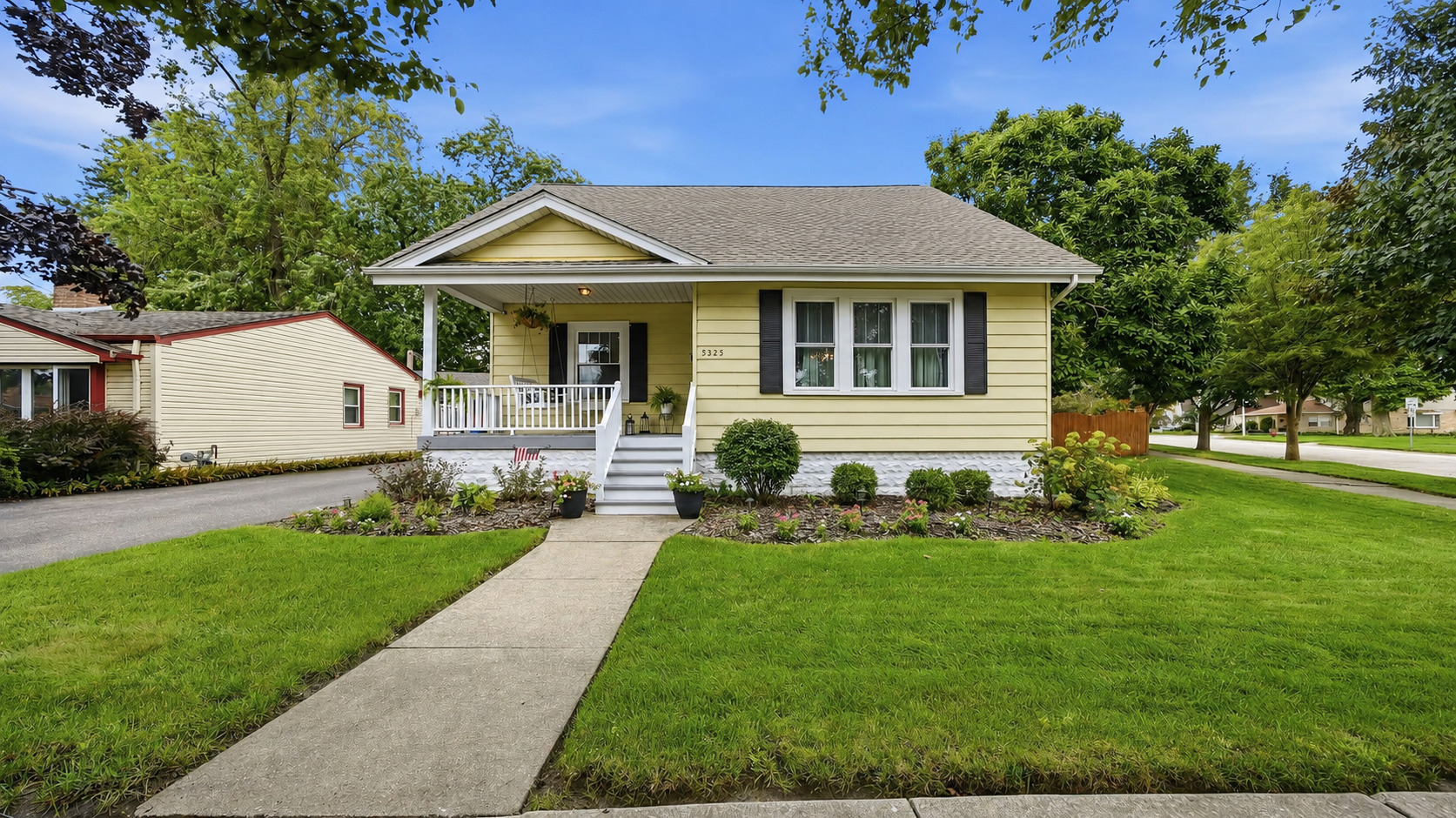 5325 Franklin Avenue Property Photo 1