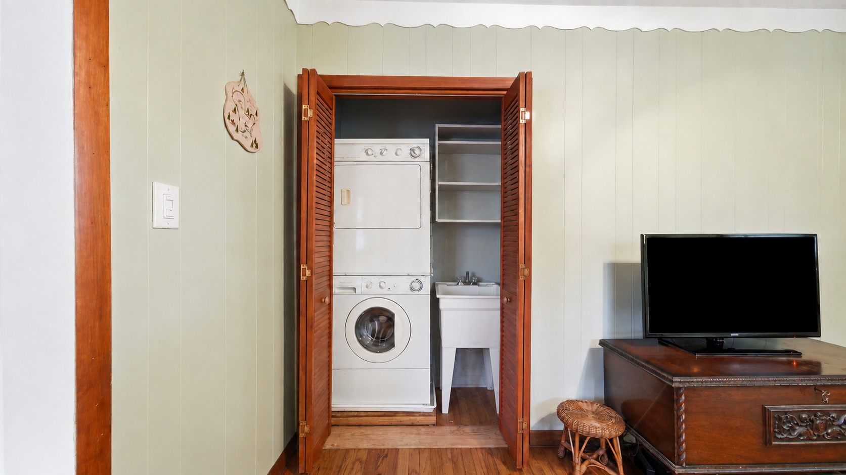 5325 Franklin Avenue Property Photo 19