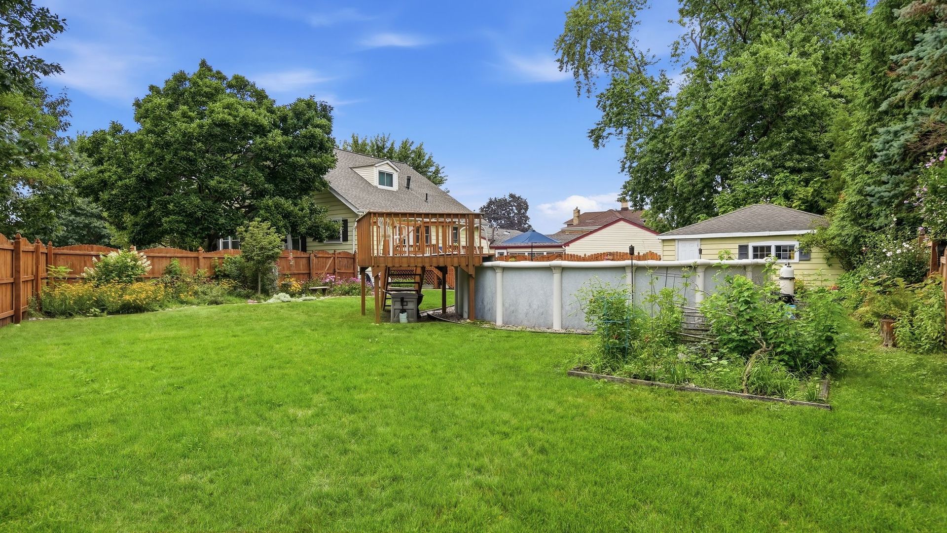 5325 Franklin Avenue Property Photo 39