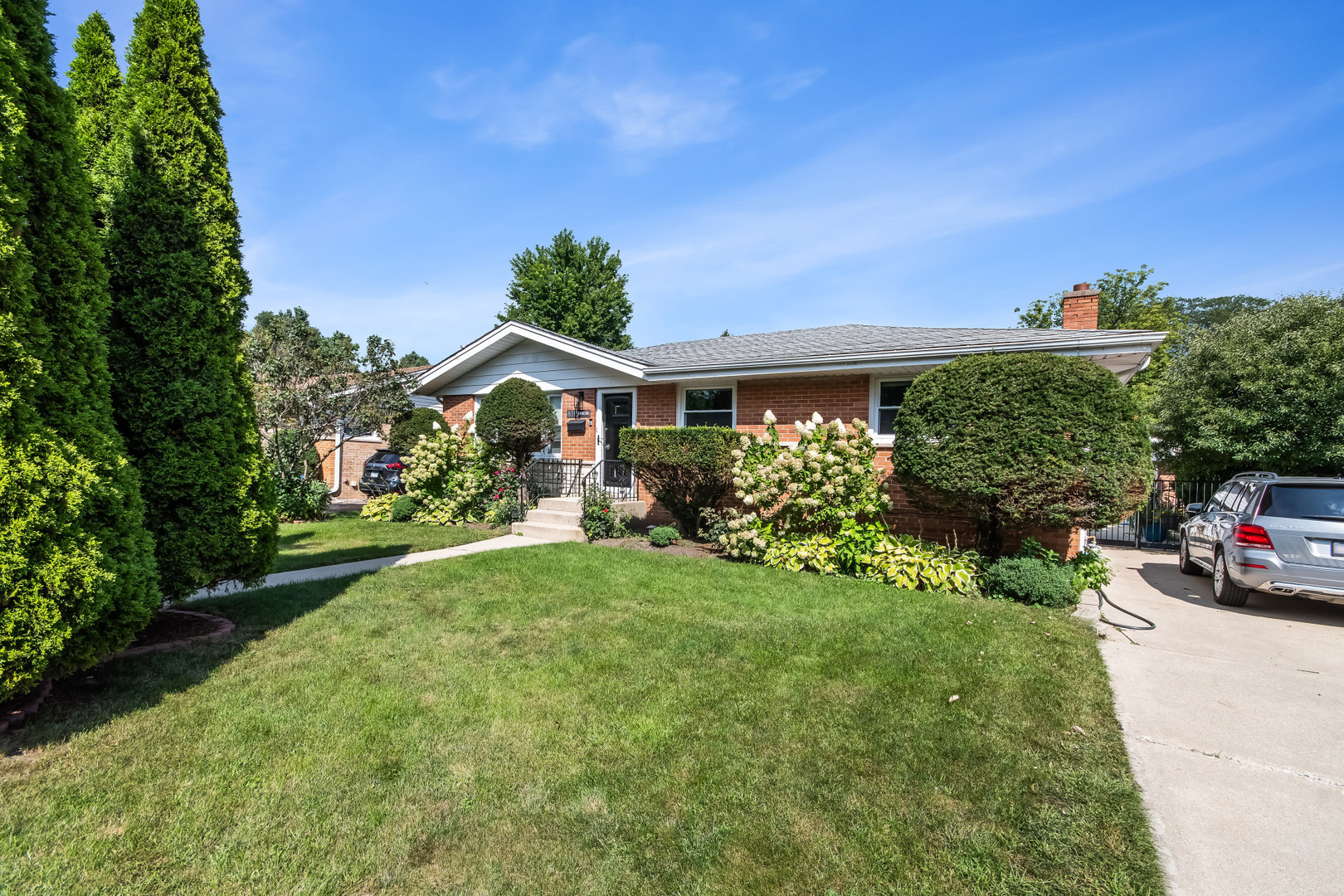 8315 Parkside Avenue Property Photo 2