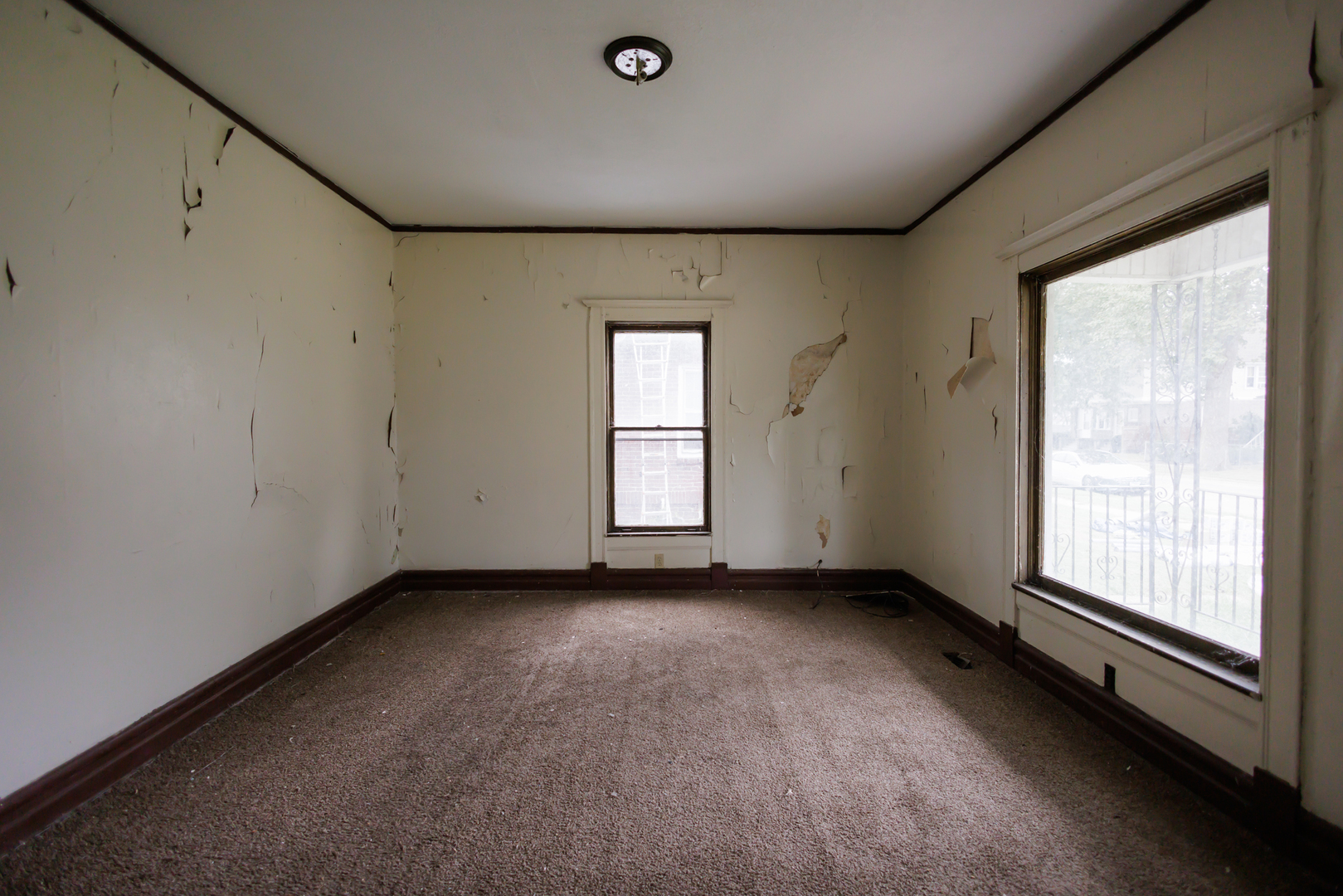 643 S Myrtle Avenue Property Photo 11