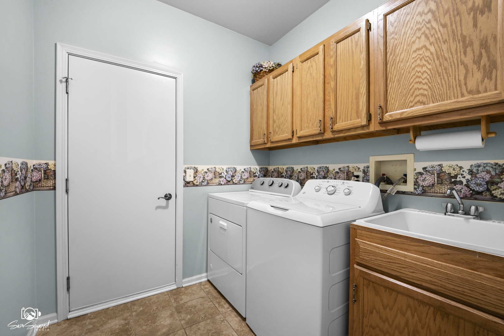 1590 Benzie Circle Property Photo 18