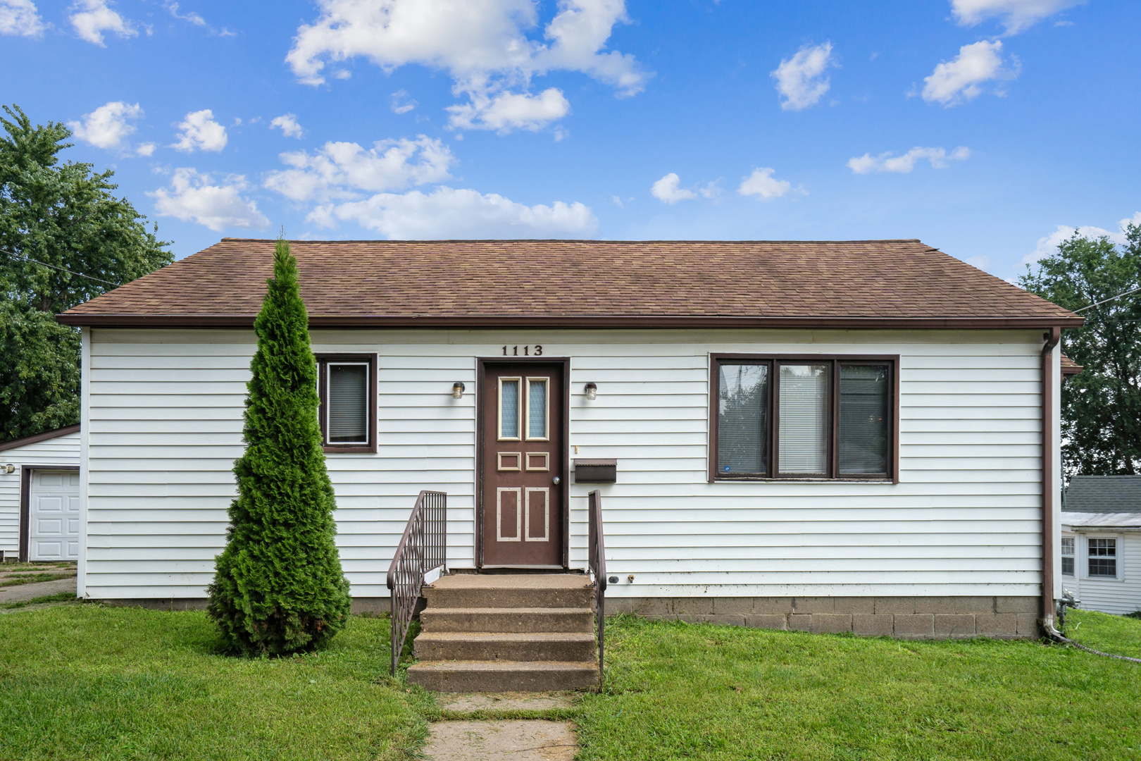 1113 S 6th Street Property Photo 1