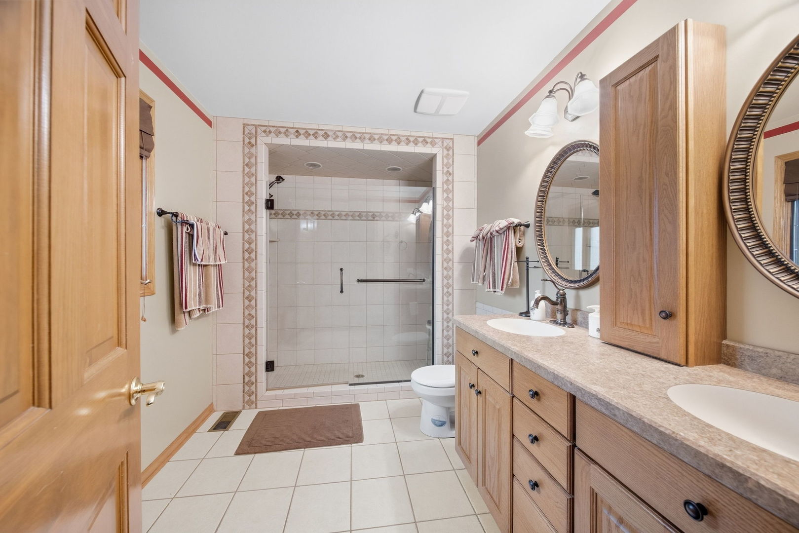 11630 Parkside Lane Property Photo 16