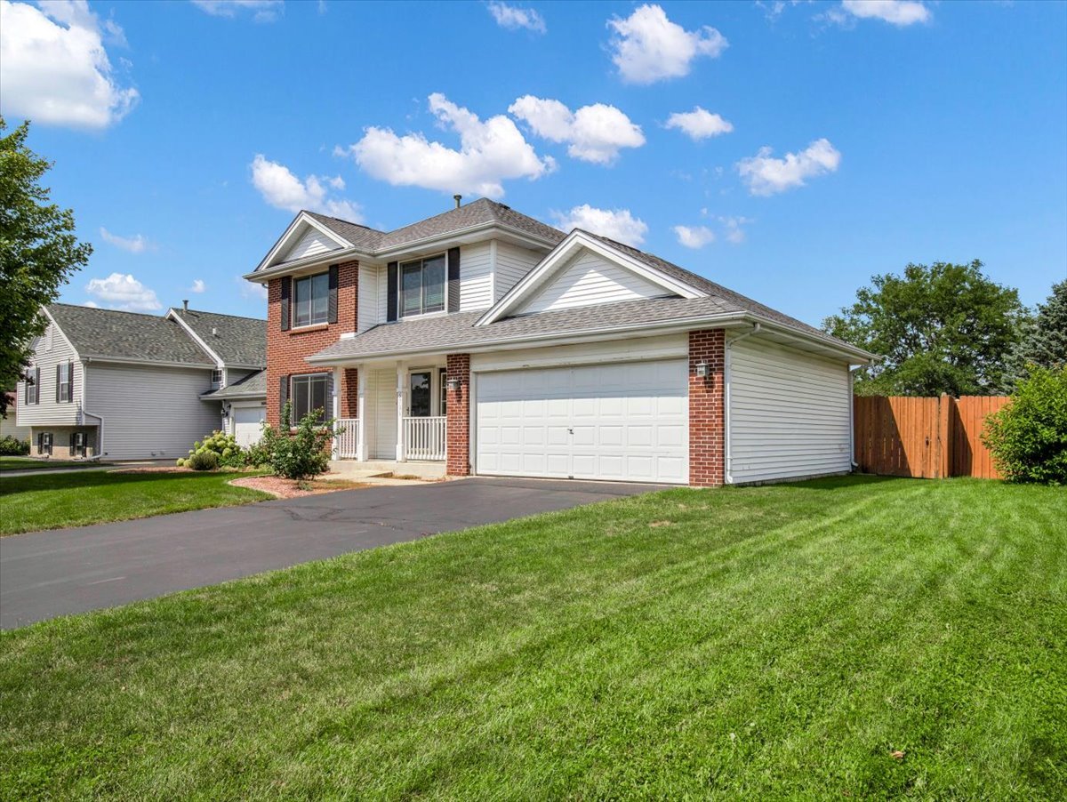 5706 Heaton Court Property Photo 4