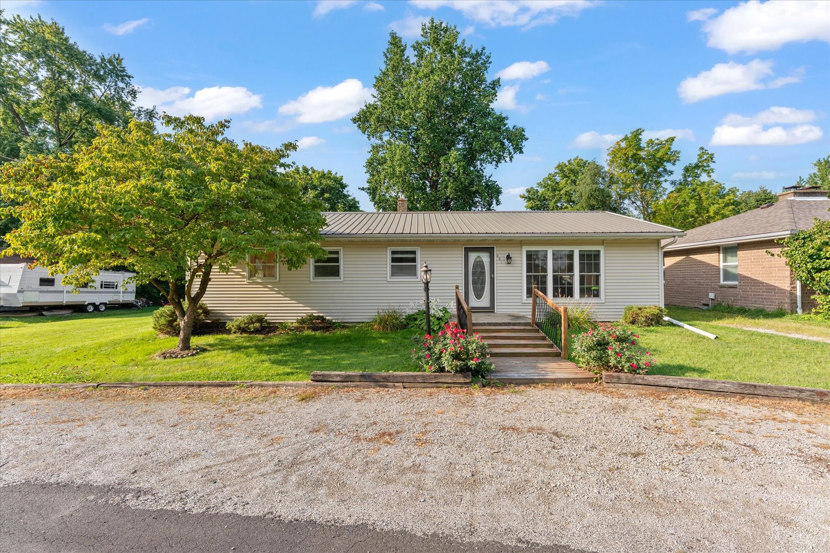 209 Augusta Drive Property Photo 1