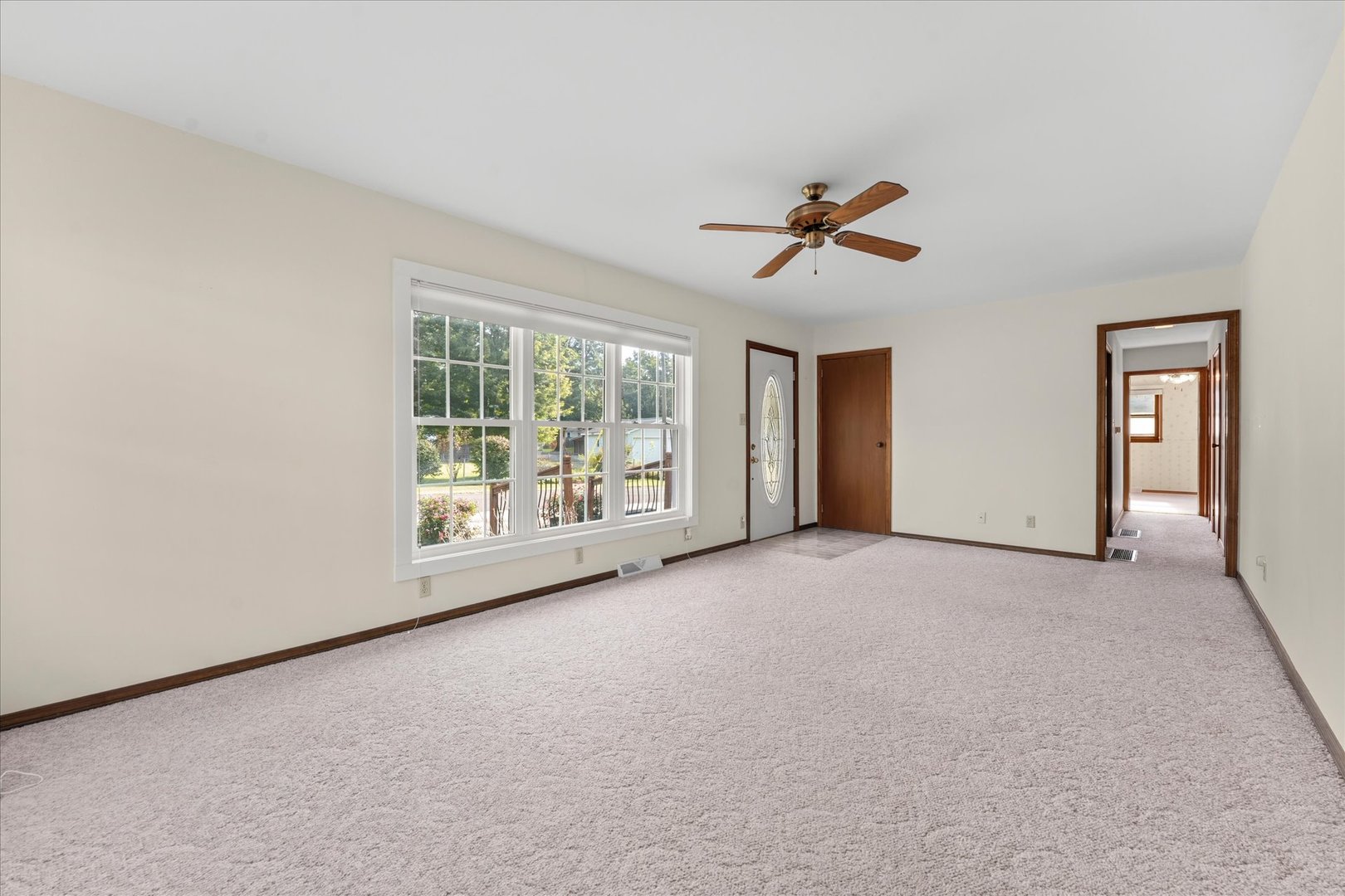 209 Augusta Drive Property Photo 8