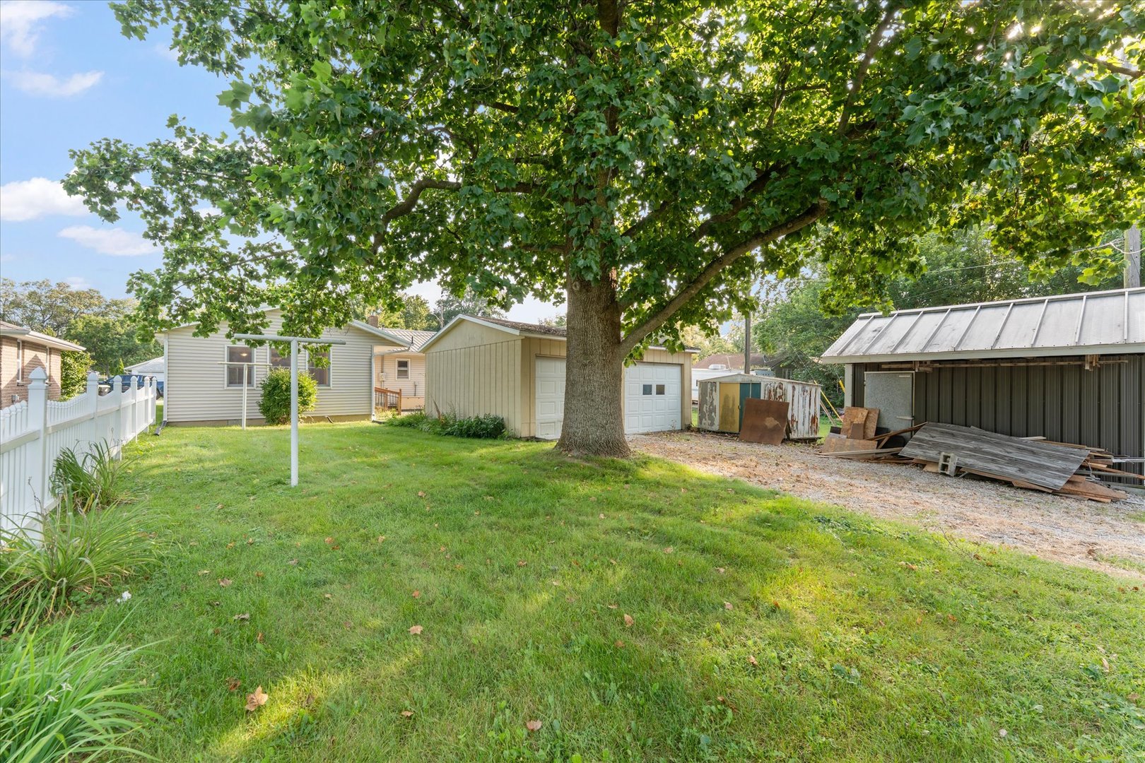 209 Augusta Drive Property Photo 39