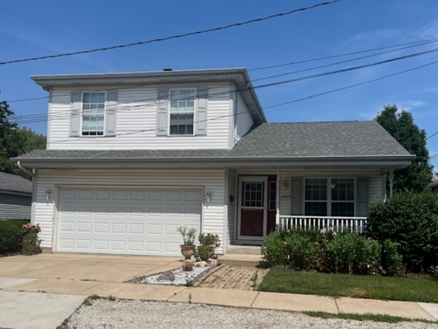1005 Singer Avenue Property Photo 1
