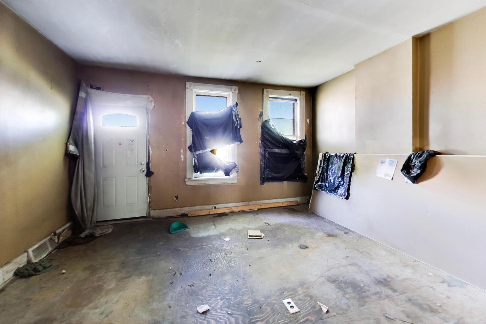 10713 S Champlain Avenue Property Photo 4